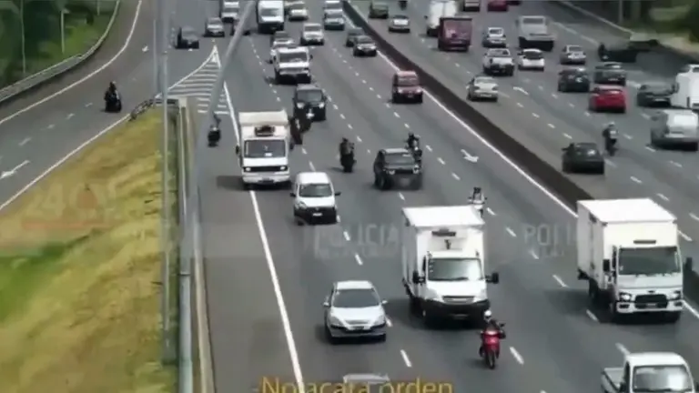 Video| Dos detenidos tras espectacular persecución en plena avenida General Paz