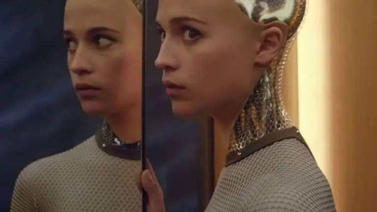 La desconcertante respuesta que da un robot de IA cuando le preguntan si se rebelaría contra su creador humano