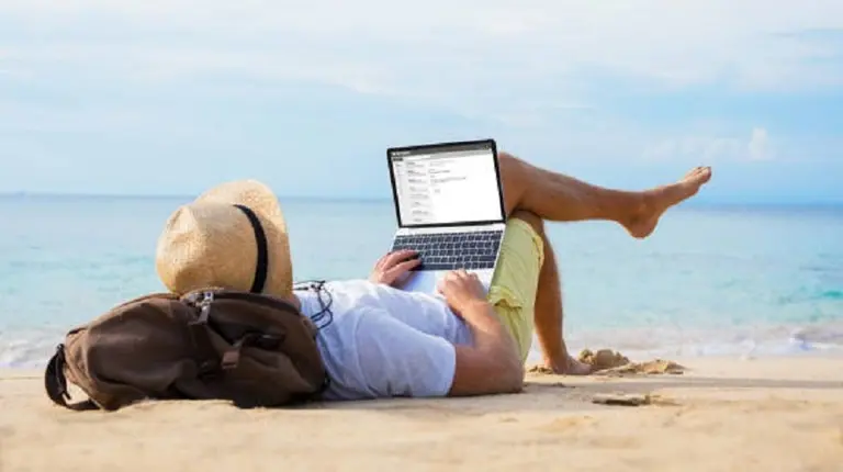 25 de mayo: pocos saben que el feriado se calcula como un día de vacaciones y genera un plus