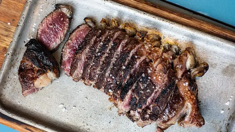 Las mejores 8 parrillas modernas de Buenos Aires: qué podés comer y cuánto cuesta