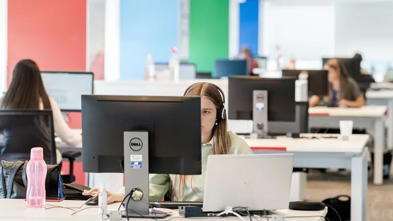 Pasantías y programas de jóvenes profesionales 2023 para aplicar ahora