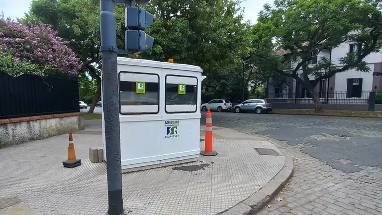 Cuánta plata cuesta por mes contratar una garita de seguridad para evitar robos