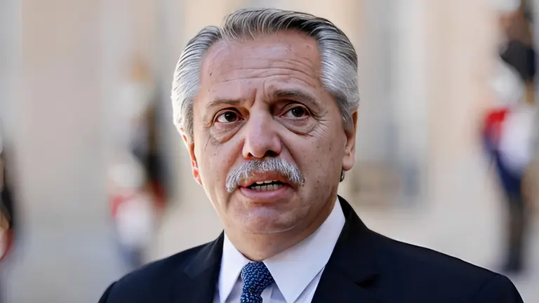 "Seré el que termine con 20 años de kirchnerismo": filtraron supuestos chats entre Alberto Fernández y Roberto Navarro