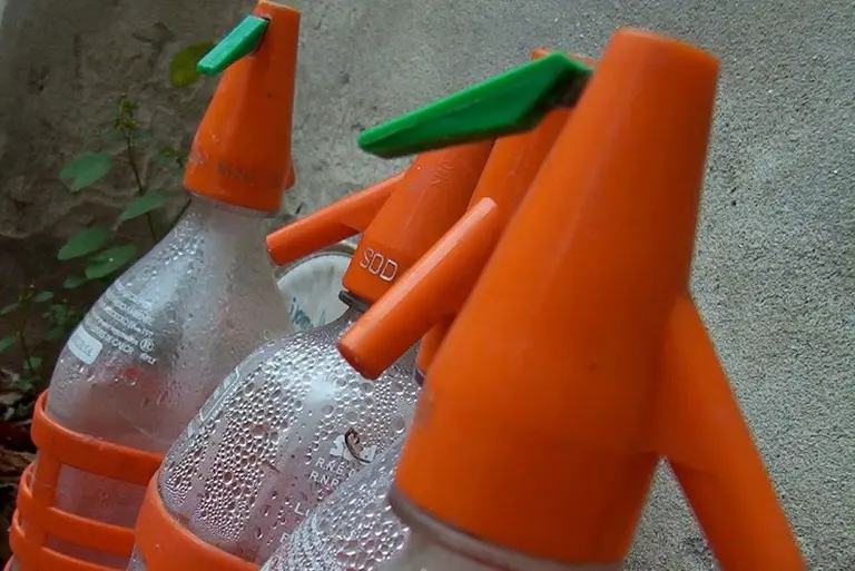 Ordenaron indemnizar a una mujer que resultó herida tras la explosión de un sifón de soda