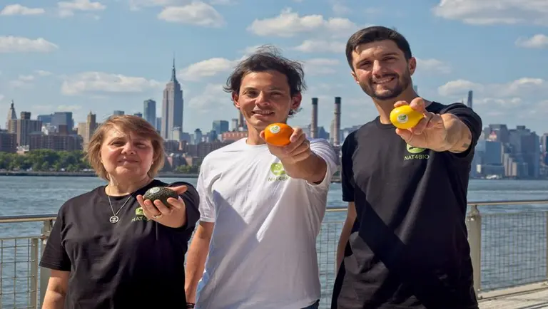 Argentinos la pegaron con una idea genial: crearon un producto para que no se pudran frutas y verduras