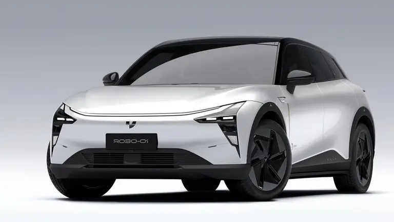 Lanzan el primer auto con una inteligencia artificial: fotos, video y qué te permite hacer