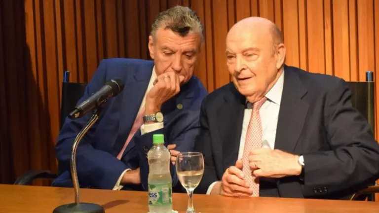 La drástica medida que propone Cavallo para solucionar la crisis del dólar y la inflación