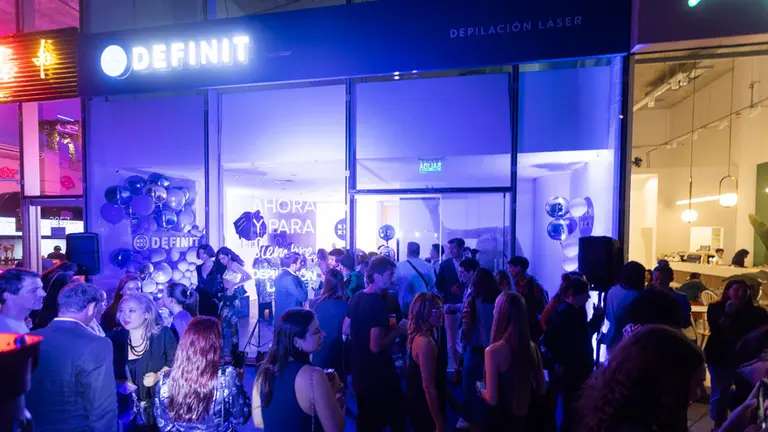 Cadena de depilación de Xuxa invierte $400 millones en Argentina: suma locales y franquicias