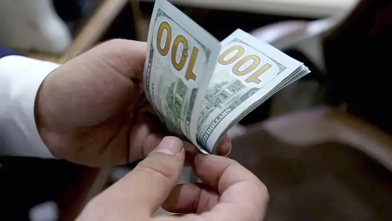 ¿Puedo comprar dólar MEP si tengo subsidios?