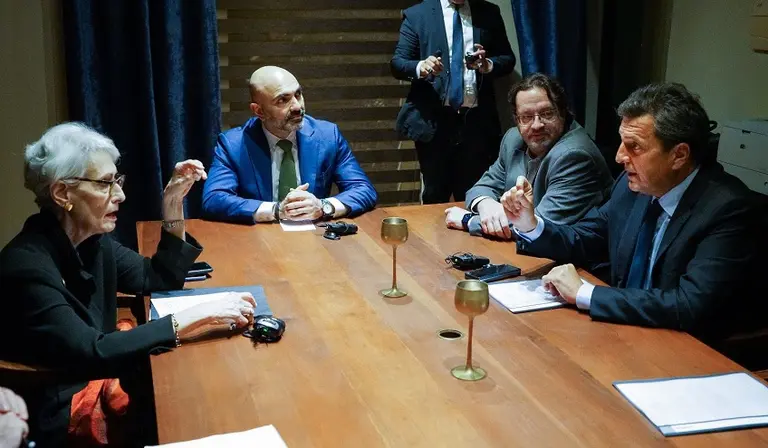 En la previa a su llegada a Washington, Massa se reunió con Wendy Sherman, enlace de Biden para la Argentina