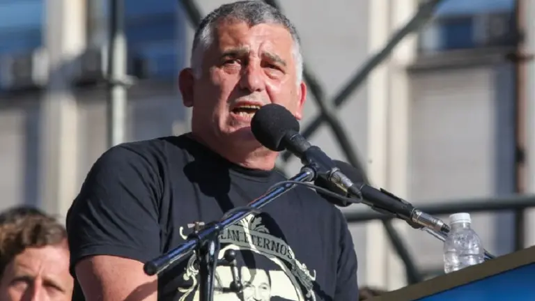 Un sindicalista de Smata pidió "prender fuego" a los empresarios del Foro Llao Llao