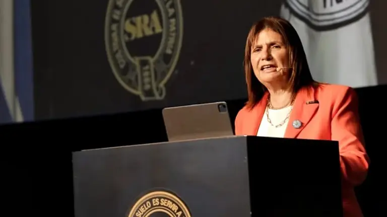 Patricia Bullrich promete la reforma laboral y acabar con los piquetes en la Ciudad