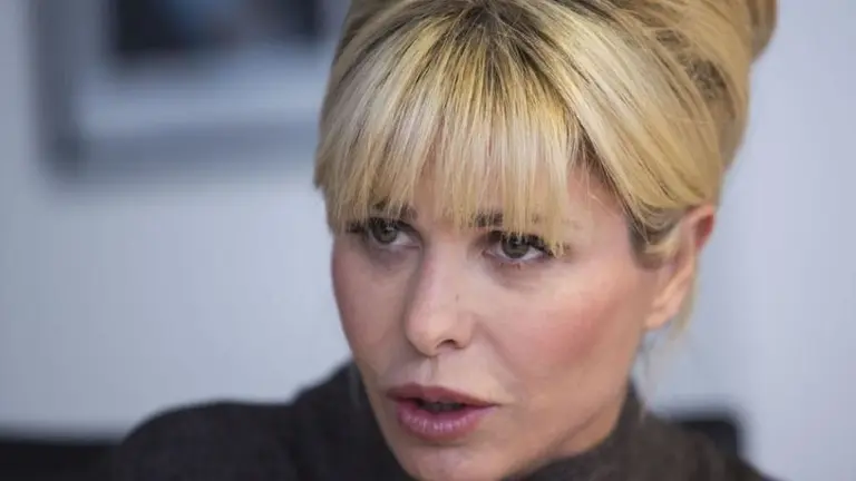 Cumple 56 años: qué es de la vida de Karina Rabolini