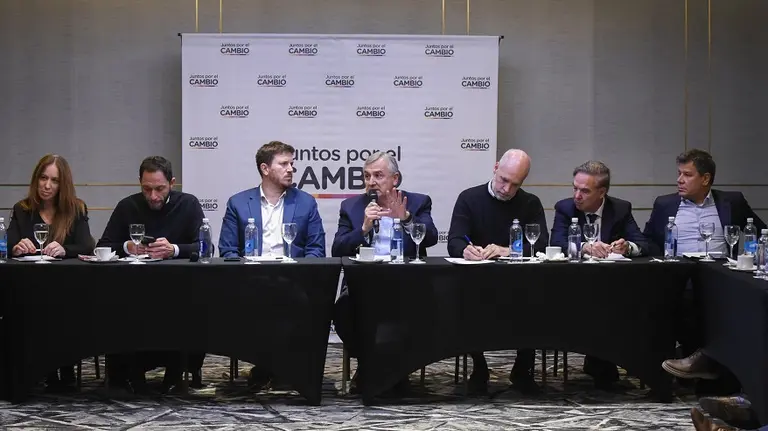 Referentes de JxC aseguraron que la dolarización de Milei es "un disparate" y lanzaron un pedido urgente al Gobierno