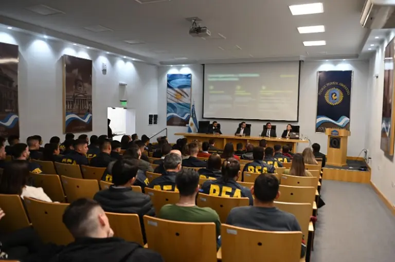 Binance ofreció nuevos talleres sobre ciberseguridad, blockchain y cripto a las fuerzas de seguridad