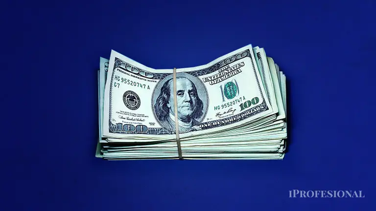 Apenas por encima de los $490, ¿el dólar blue está caro o barato?