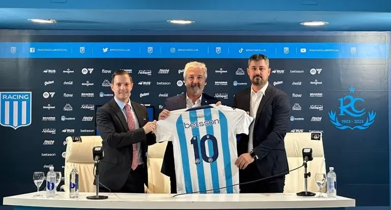 Betsson asegura el patrocinio de Racing Club para la temporada 2023/2024