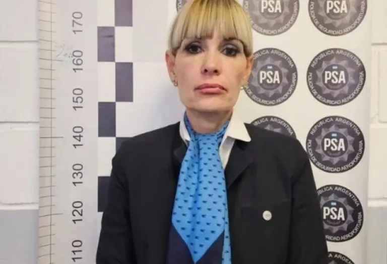 El insólito error por el que detuvieron a la azafata de Aerolíneas Argentinas por la amenaza de bomba del vuelo a Miami