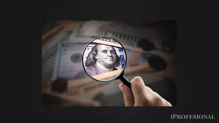 La otra brecha del dólar que preocupa y mucho al mercado: el contado con liqui se despega del MEP