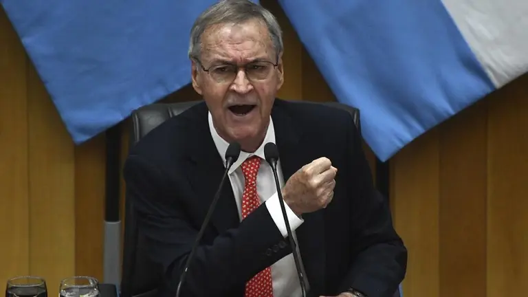 Cepo al dólar para provincias: Córdoba presentará un amparo contra el BCRA por su medida "anti federal"