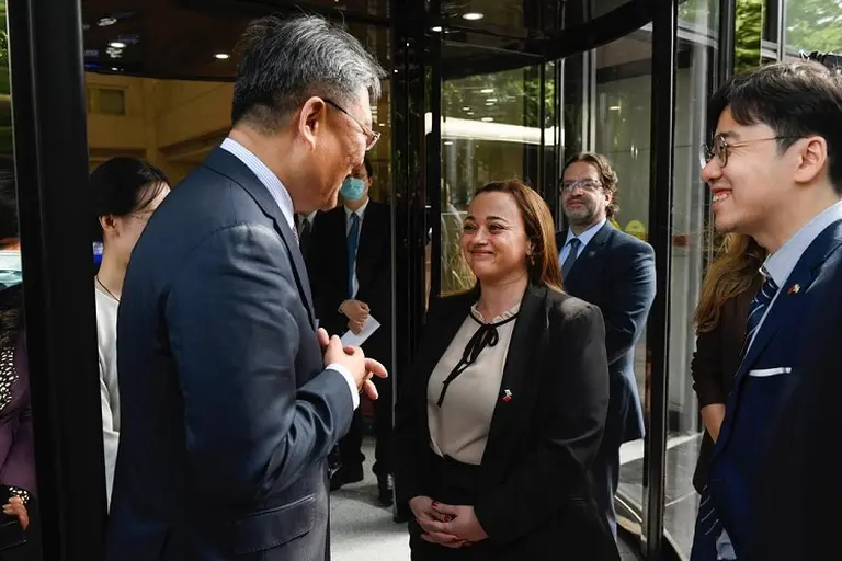 Cecilia Moreau: "China se ha convertido en un socio comercial clave para Argentina"