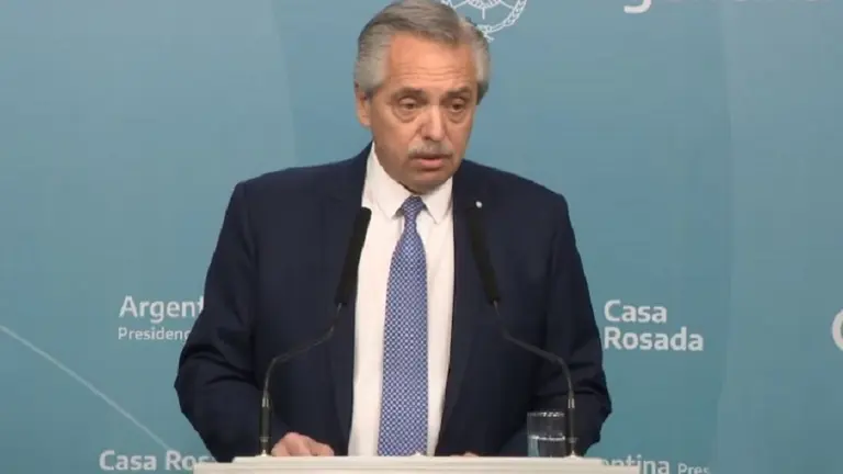 Alberto Fernández pidió a Morales frenar la violencia y dar marcha atrás con los artículos reformados