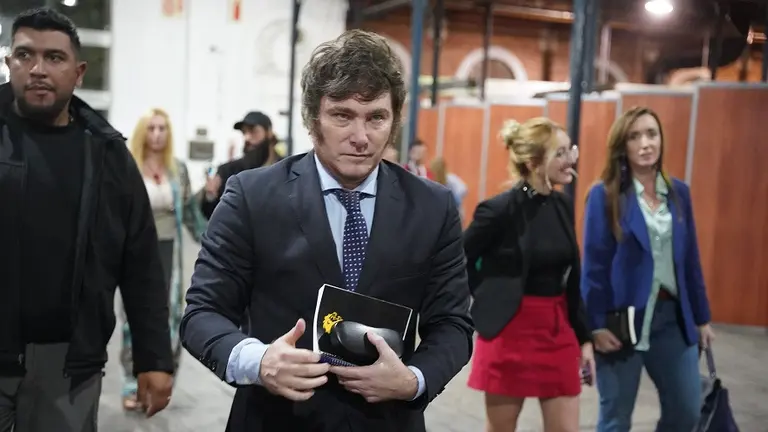 Las propuestas de Milei, ampliamente rechazadas en una encuesta nacional: cuáles son las ideas más respaldadas