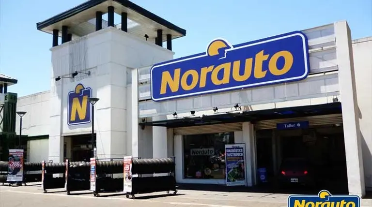 Sigue el éxodo: otro grupo europeo se va de la Argentina