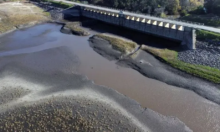 Uruguay toma medidas ante la crisis del agua potable: reserva vacía para Montevideo