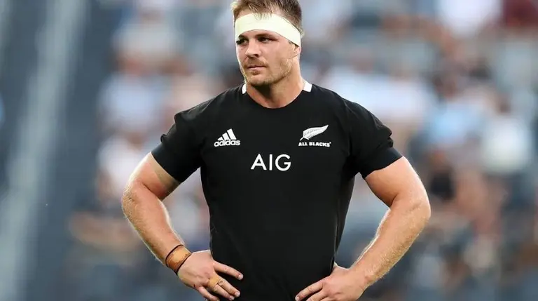 Qué dijo el capitán de los All Blacks tras golpear a un joven en Mendoza