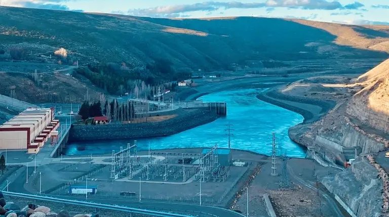 A días de vencer las concesiones de las represas, Nación ordenó una prórroga: las claves de la decisión