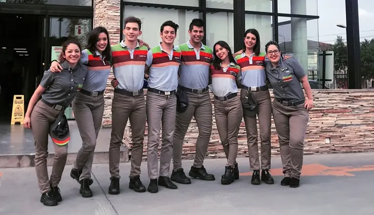 Aumento de sueldo para empleados de McDonald's y Burger King: cobrarán hasta casi $400.000