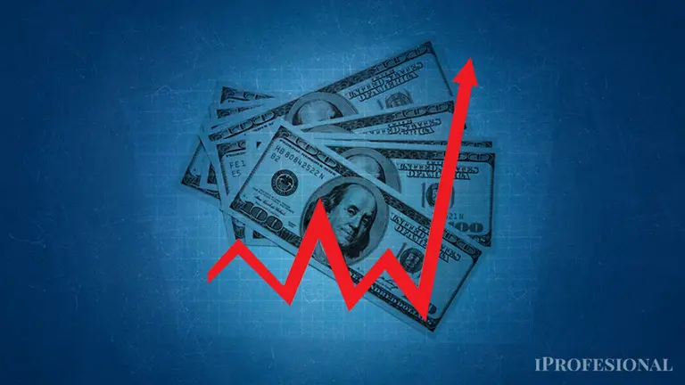 El mercado advierte más presión sobre el dólar y proyecta a cuánto puede cerrar el blue a fin de mes