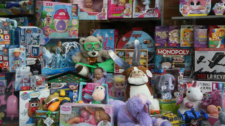 Navidad: cuáles son las mejores promos de jugueterías con 30% de descuento sin tope y hasta 9 cuotas sin interés