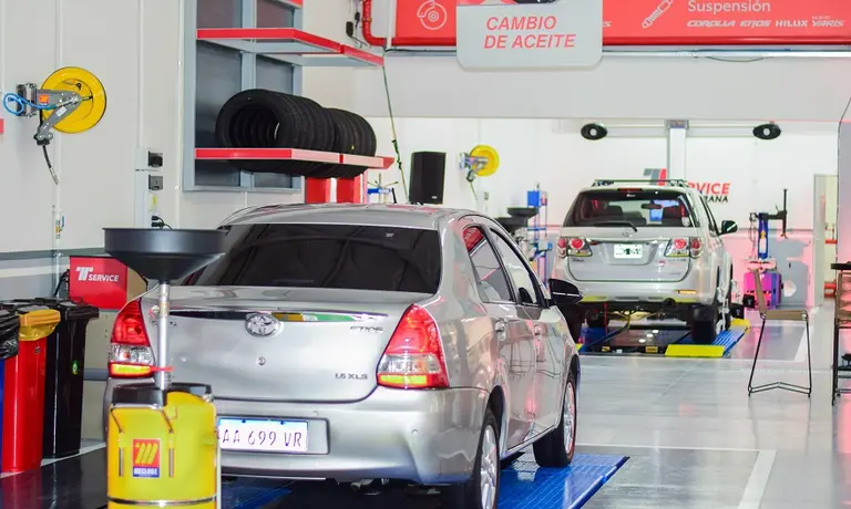 Prepará la billetera: cuánto cuesta poner el auto en condiciones para salir a la ruta en 2024