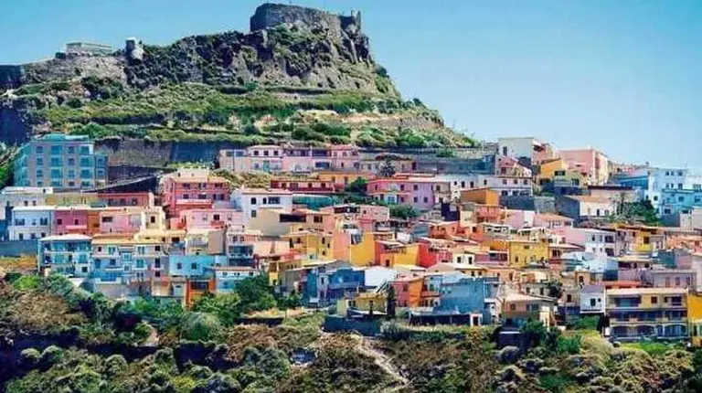 Un pueblito italiano ofrece casas por un euro y busca nómades digitales