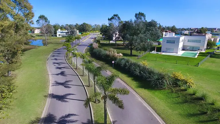 Barrios cerrados más baratos para alquilar una casa con pileta