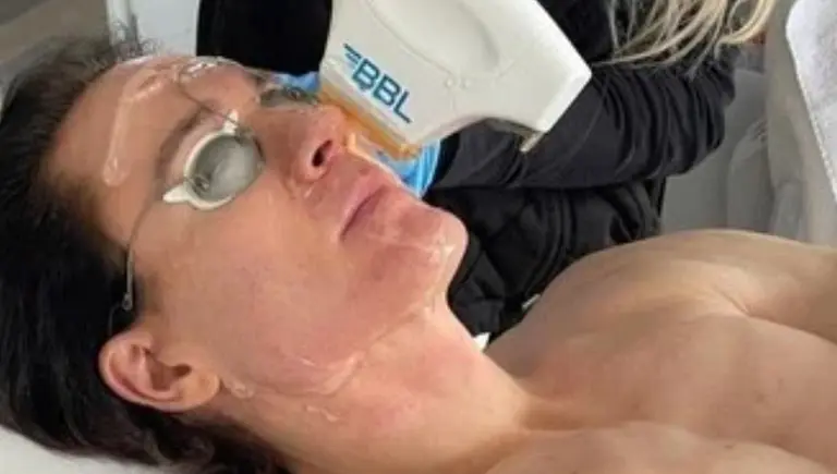 El "hombre Peter Pan": la historia del empresario que gasta u$s2 millones al año para ser siempre joven