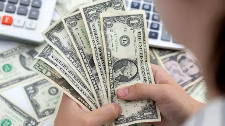 ¿Cómo hago para abrir una caja de ahorro en dólares?