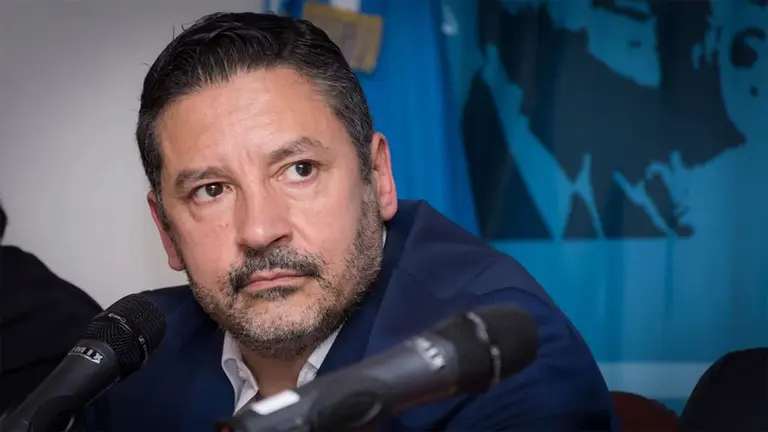 Escándalo en la Provincia: tras el caso Insaurralde, denunciaron al intendente de Merlo por presunto enriquecimiento ilícito