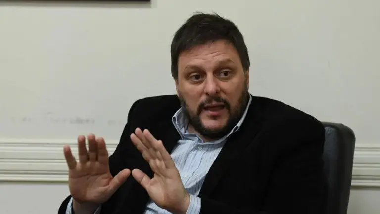 Por qué se bajó Santoro del balotaje porteño: así lo explica en su carta de renuncia