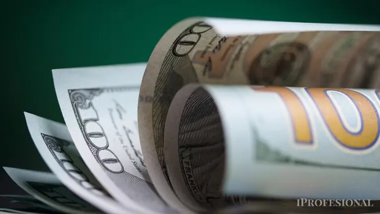 Tras récord del dólar CCL, la brecha se acerca al 50% y el mercado anticipa que seguirá ampliándose