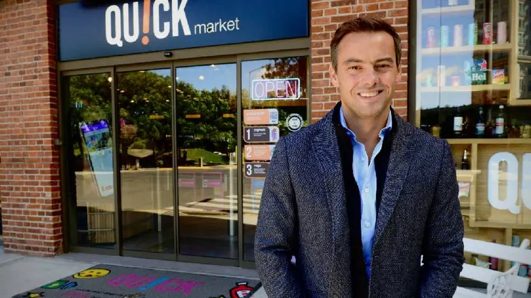 Es argentino y triunfa en Miami con una idea que le surgió en pandemia: vender franquicias de supermercados autónomos