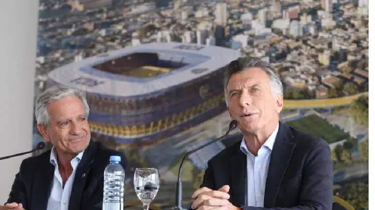 Mauricio Macri vuelve a Boca con fuertes críticas a Juan Román Riquelme