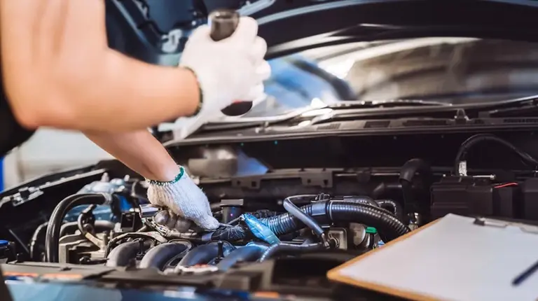 Cuándo se cambia el filtro de aire de un auto o camioneta y diferencia de precio entre original y alternativo