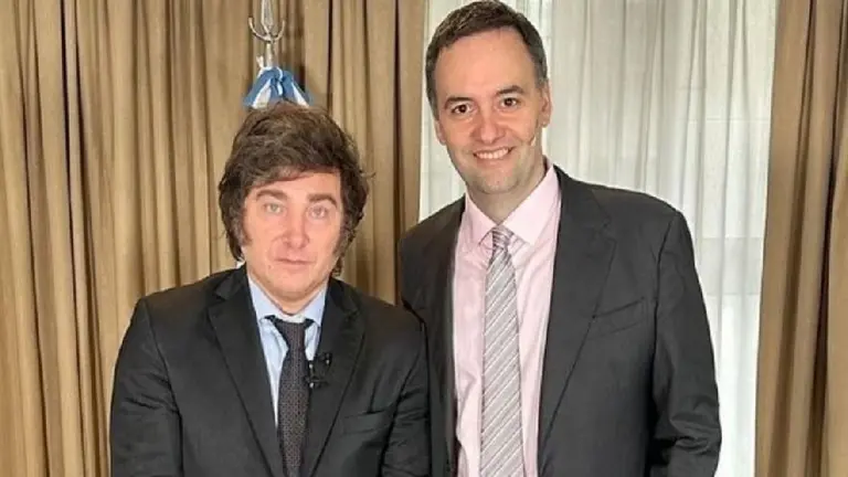 La demoledora nota del Financial Times sobre Adorni que sacudió al gobierno de Milei y expuso sus contradicciones