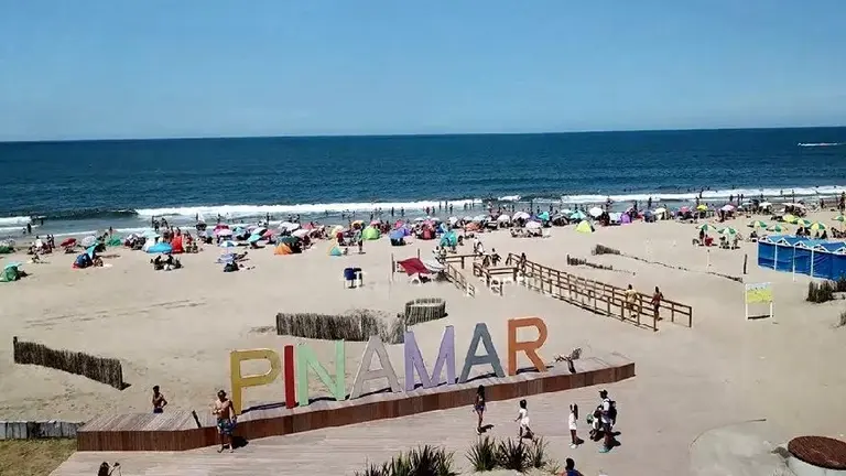 Por la crisis, aseguran que Pinamar vive "una temporada de fines de semana"