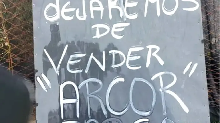 Un comerciante dejó de vender productos de Arcor, Fargo y Bimbo por aumentos abusivos