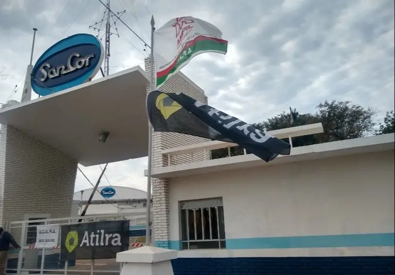 SanCor: fuego cruzado entre productores y ATILRA mientras crece la opción de la quiebra