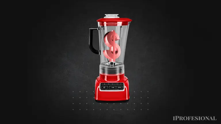 Superávit fiscal es más por efecto licuadora que por la motosierra: ¿es sostenible?